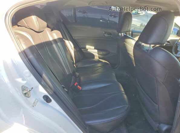 19UDE2F3XKA014602 2019 ACURA ILX White Widok tylnych siedzeń