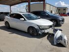 2019 Acura Ilx Premium Белый vin: 19UDE2F7XKA007992 Damage: Right Front Tire, Worn, Replacement Required
