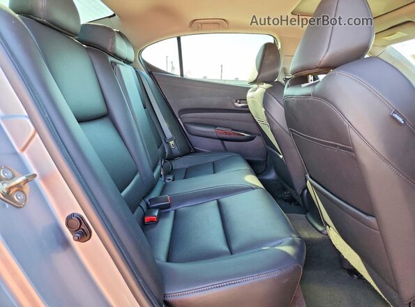 19UUB2F39HA007173 2017 ACURA TLX Silver უკანა სავარძლების ხედი