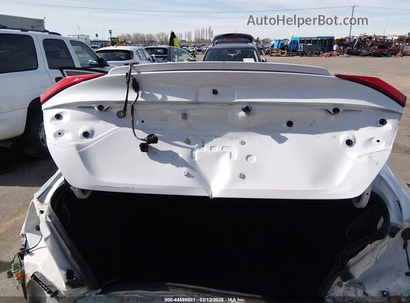19XFC1F32LE205775 2020 HONDA CIVIC Белый 