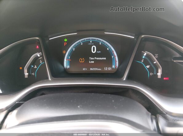 19XFC1F32LE205775 2020 HONDA CIVIC Белый Вид задних сидений