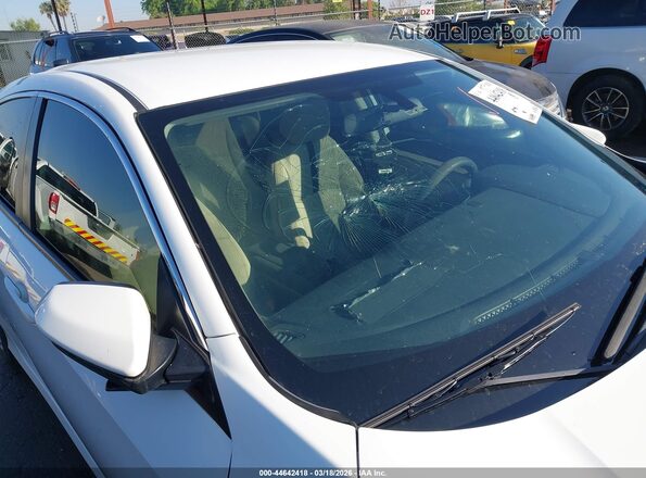 19XFC2F52GE201853 2016 HONDA CIVIC White 