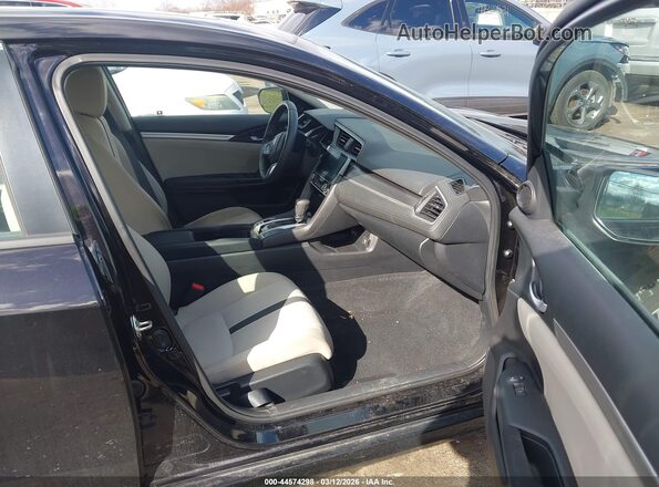 19XFC2F71HE003669 2017 HONDA CIVIC Черный Вид салона спереди