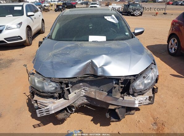 19XFC2F79HE031414 2017 HONDA CIVIC Серебряный Вид спереди