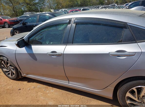 19XFC2F79HE031414 2017 HONDA CIVIC Серебряный Вид задней части салона