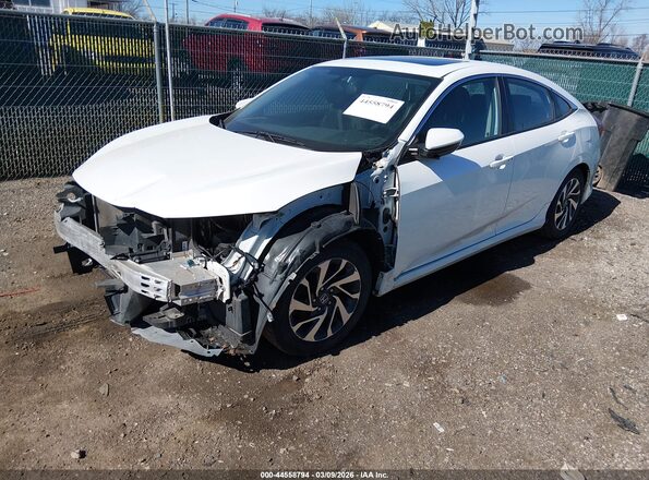 19XFC2F7XHE038243 2017 HONDA CIVIC Белый Передняя левая четверть