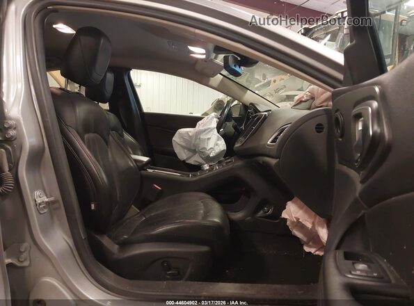1C3CCCAB0HN510986 2017 CHRYSLER 200 Серебряный Вид салона спереди
