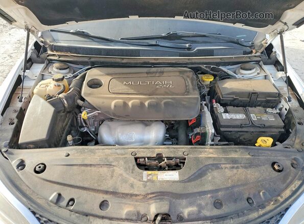1C3CCCAB5HN503421 2017 CHRYSLER 200 Белый Вид задней части салона
