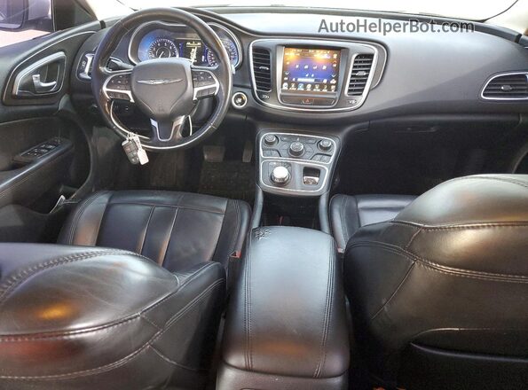 1C3CCCAB5HN503421 2017 CHRYSLER 200 Белый Вид панели приборов