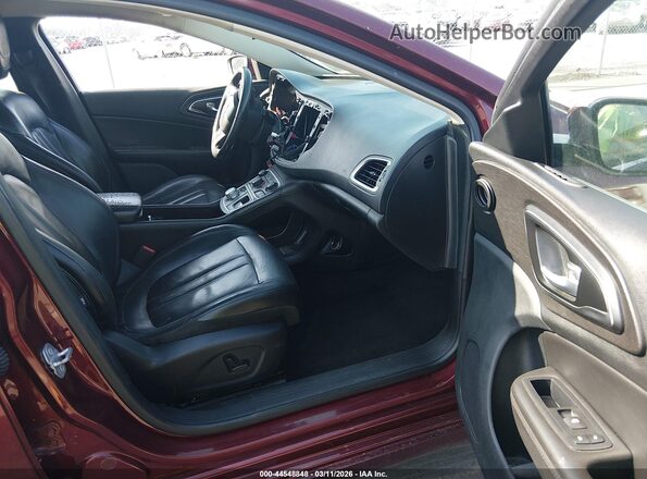 1C3CCCAB8HN502053 2017 CHRYSLER 200 Red Widok wnętrza z przodu