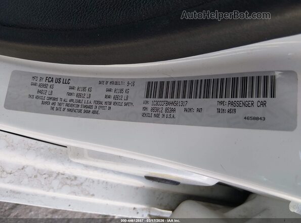 1C3CCCFBXHN501317 2017 CHRYSLER 200 Белый Вид подкапотного пространства