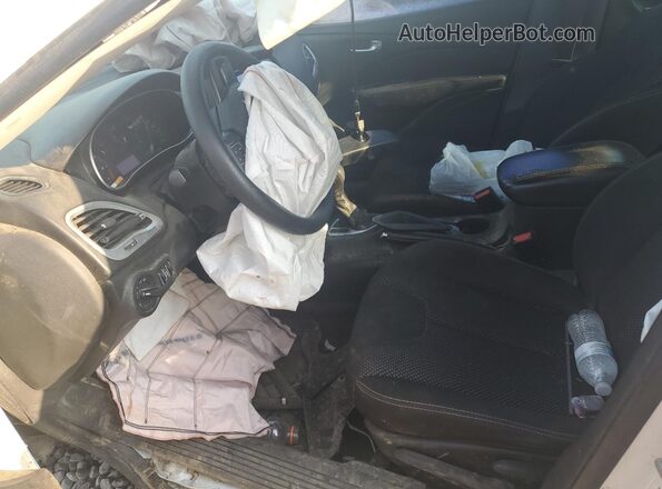 1C3CDFBB2GD680574 2016 DODGE DART White Widok wnętrza z przodu
