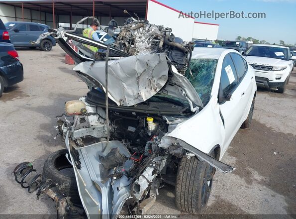 1C3CDFFA3GD819922 2016 DODGE DART Белый Передняя левая четверть