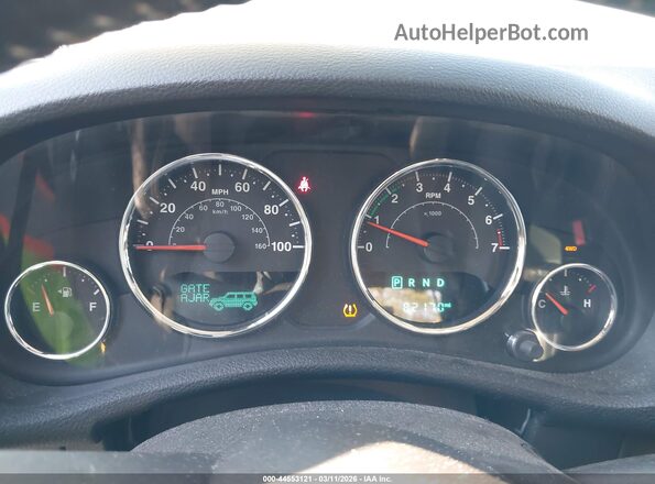 1C4BJWDG4GL156552 2016 JEEP WRANGLER UNLIMITED White Widok tylnych siedzeń