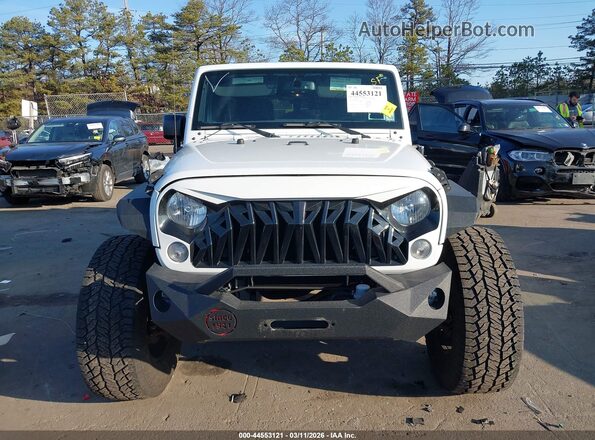 1C4BJWDG4GL156552 2016 JEEP WRANGLER UNLIMITED White Widok zestawu wskaźników