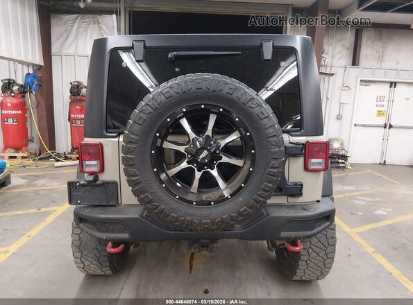 1C4BJWFG8HL686246 2017 JEEP WRANGLER UNLIMITED Коричневый 