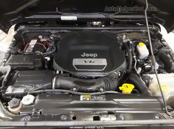 1C4HJWDG5JL832363 2018 JEEP WRANGLER Черный Вид сзади