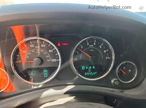 1C4HJWEG0GL153219 2016 JEEP WRANGLER Белый Вид щитка приборов