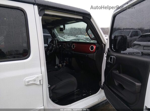 1C4HJXFN9NW243788 2022 JEEP WRANGLER UNLIMITED Белый Вид салона спереди