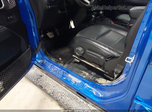 1C4JJXP65NW280491 2022 JEEP WRANGLER Blue Vista frontal