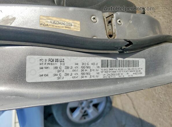 1C4NJCBA2HD131056 2017 JEEP COMPASS Silver Widok komory silnika