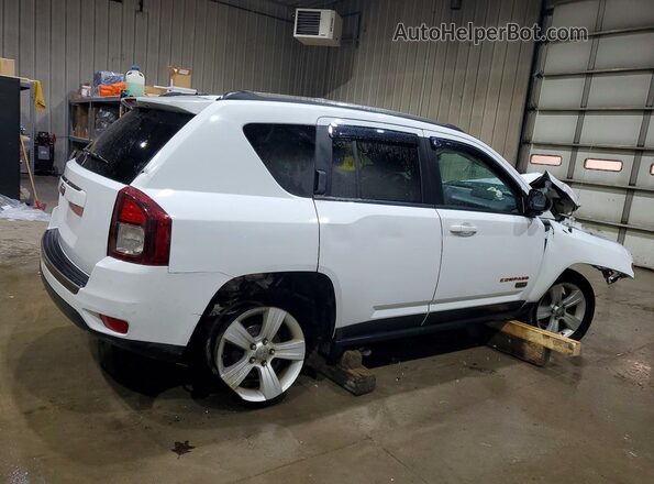 1C4NJCBB3GD677484 2016 JEEP COMPASS Белый Задняя правая четверть