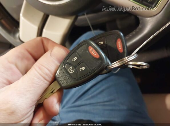 1C4NJDBB0GD797751 2016 JEEP COMPASS Серый Вид панели приборов