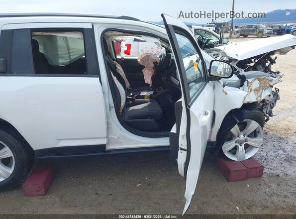 1C4NJDBB8GD723266 2016 JEEP COMPASS White წინა სალონის ხედი