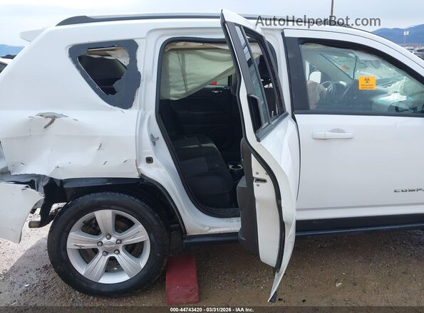 1C4NJDBB8GD723266 2016 JEEP COMPASS White VIN კოდის სტიკერის ხედი
