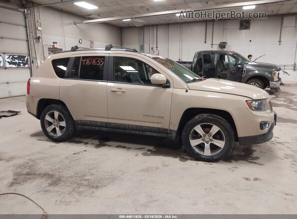 1C4NJDEB1GD793767 2016 JEEP COMPASS Желто-коричневый Вид задней части салона