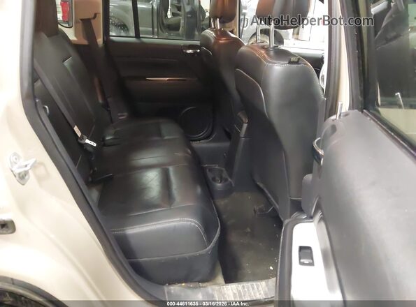 1C4NJDEB1GD793767 2016 JEEP COMPASS Желто-коричневый Вид наклейки с VIN-кодом