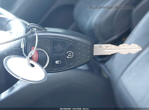 1C4NJDEB9GD762847 2016 JEEP COMPASS Белый Вид панели приборов