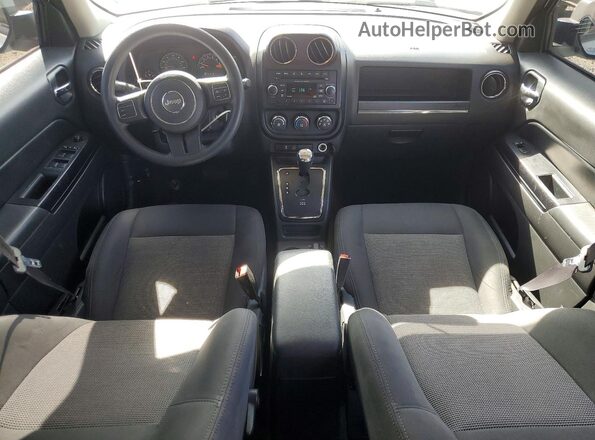 1C4NJPBA1GD714966 2016 JEEP PATRIOT White Vista del salpicadero