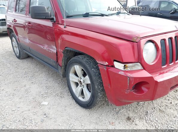 1C4NJPFBXHD184601 2017 JEEP PATRIOT Красный Вид спереди