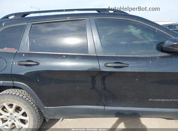 1C4PJLAB2GW302362 2016 JEEP CHEROKEE Black Вид задньої частини салону