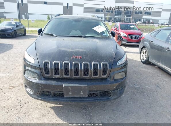 1C4PJLAB2GW302362 2016 JEEP CHEROKEE Black Вид щитка приладів
