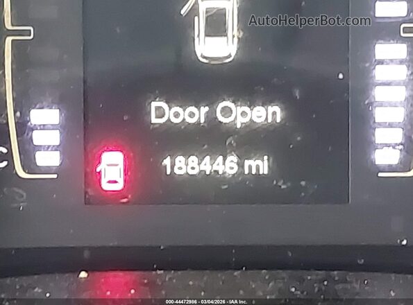 1C4PJLCB0JD539982 2018 JEEP CHEROKEE Белый 