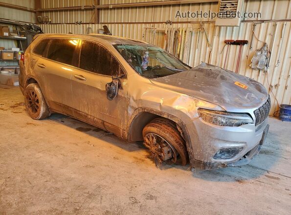 1C4PJLCB0KD344613 2019 JEEP CHEROKEE Серебряный Передняя правая четверть