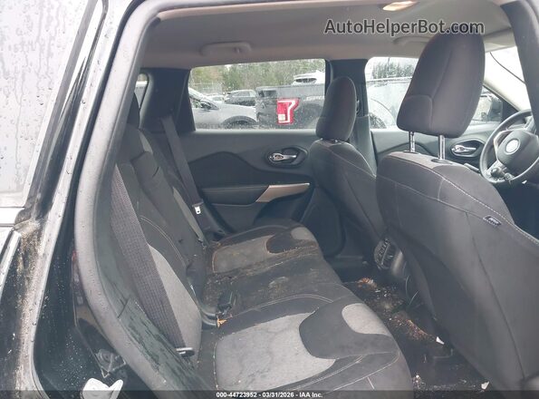 1C4PJLCB1JD519210 2018 JEEP CHEROKEE Черный Вид наклейки с VIN-кодом