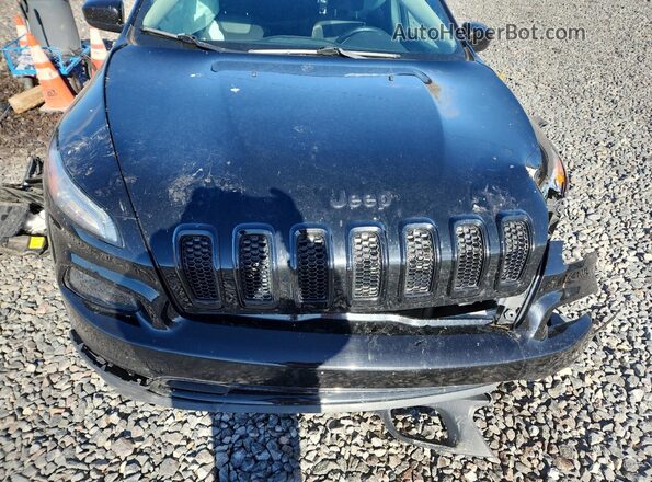 1C4PJLCB4JD552136 2018 JEEP CHEROKEE Black Engine compartment view