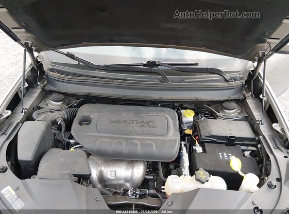 1C4PJLCB5KD348480 2019 JEEP CHEROKEE Gold Vista trasera