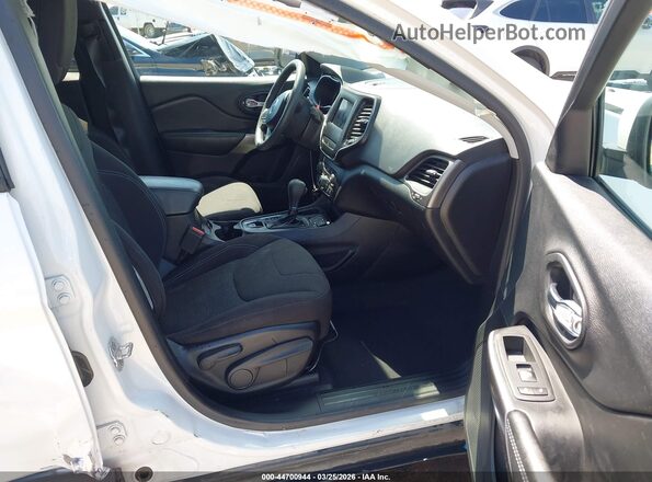 1C4PJLCB6LD535793 2020 JEEP CHEROKEE Белый Вид салона спереди