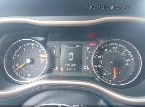1C4PJLCB8JD596592 2018 JEEP CHEROKEE Черный Вид задних сидений