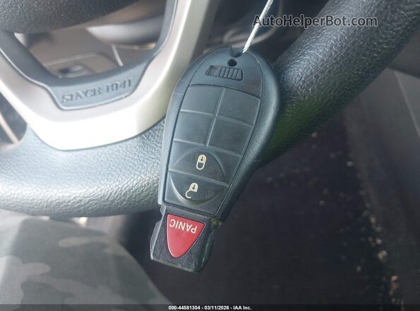 1C4PJLCB8JD596592 2018 JEEP CHEROKEE Черный Вид панели приборов