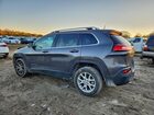 2016 Jeep Cherokee Latitude Серебряный vin: 1C4PJLCB9GW376827