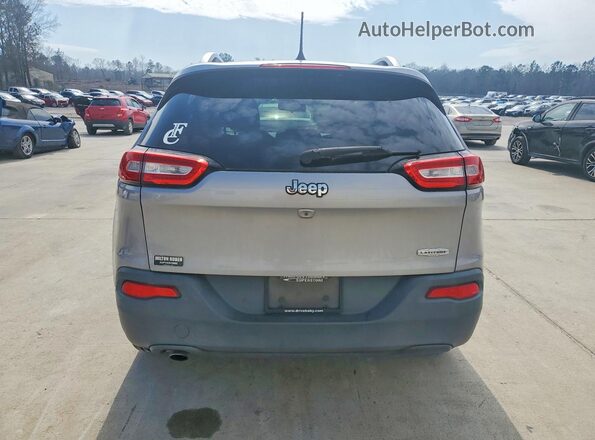 1C4PJLCB9JD590493 2018 JEEP CHEROKEE Серебряный Вид сзади