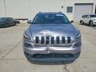 2018 Jeep Cherokee Latitude Серебряный vin: 1C4PJLCB9JD590493