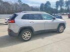 2018 Jeep Cherokee Latitude Серебряный vin: 1C4PJLCB9JD590493