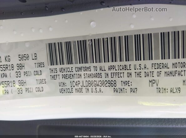 1C4PJLDB0GW302968 2016 JEEP CHEROKEE White Vista del compartimento del motor