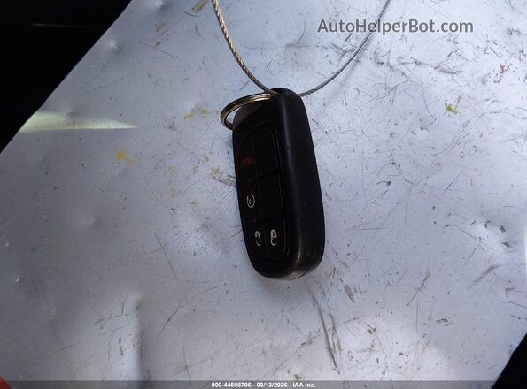 1C4PJLDS8HD236411 2017 JEEP CHEROKEE Черный Вид панели приборов